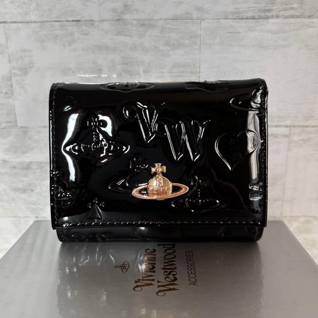 vivian westwood大人可愛いブラックエナメル型押しオーブ三つ折　財布