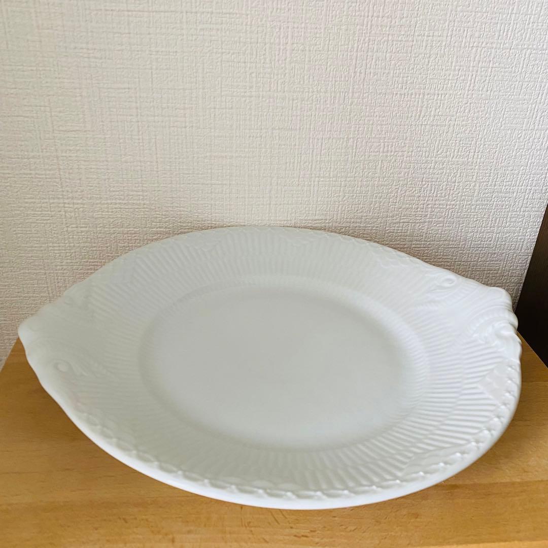 ＊⚫︎ロイヤルコペンハーゲン　ハーフレース　装飾大皿　　　　　　　　　　　　　和⑤