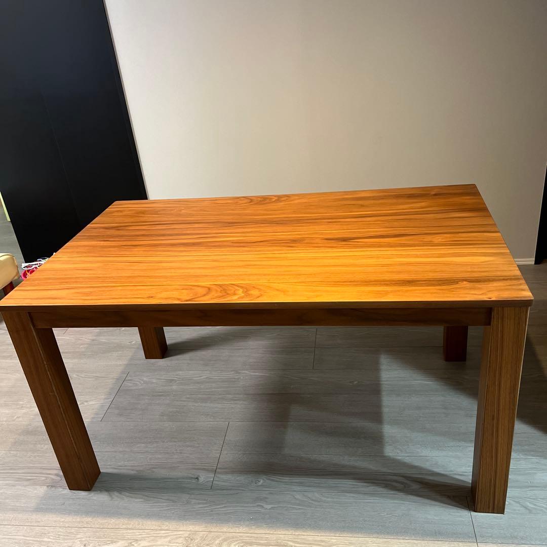 ニトリ ダイニングテーブル　美品