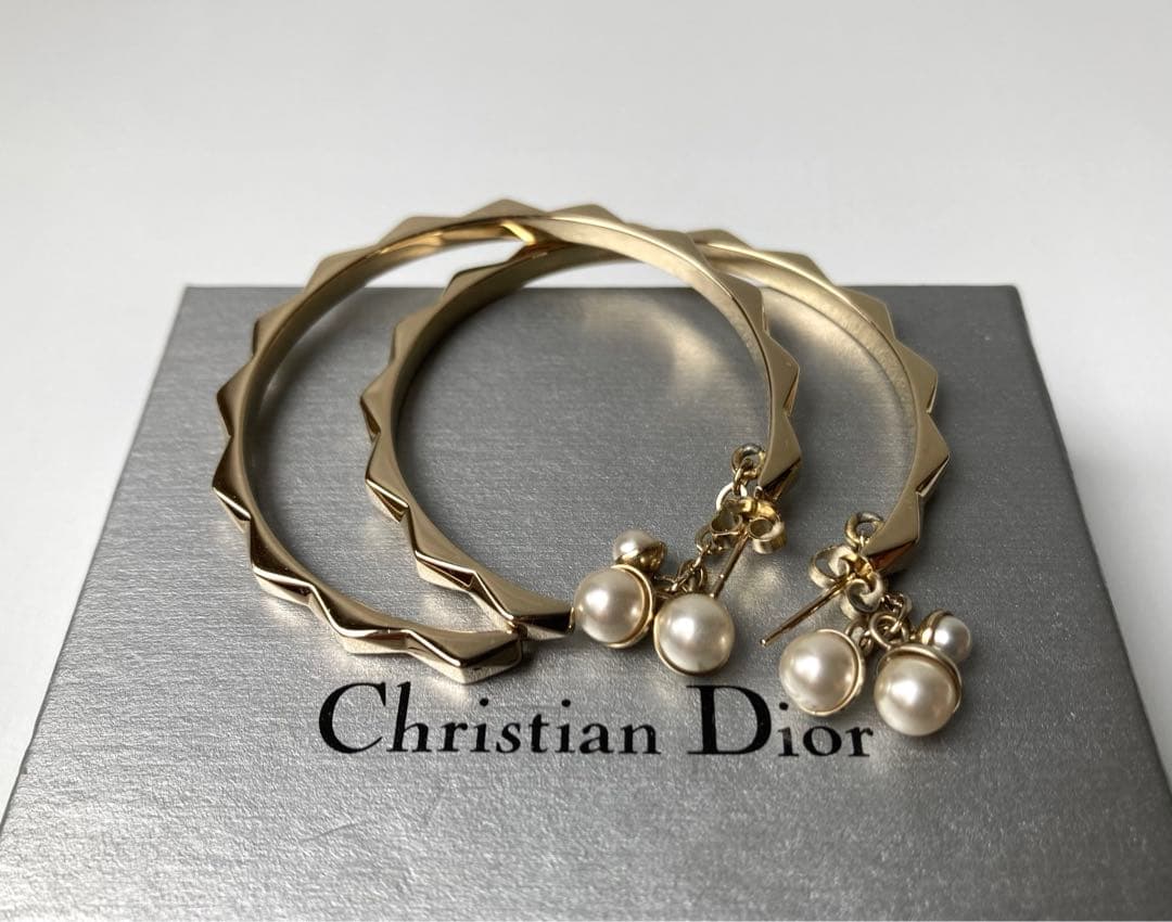 ディオール　6Pフェイクパール　ラージサイズ　フープイヤリング　イエローゴールド