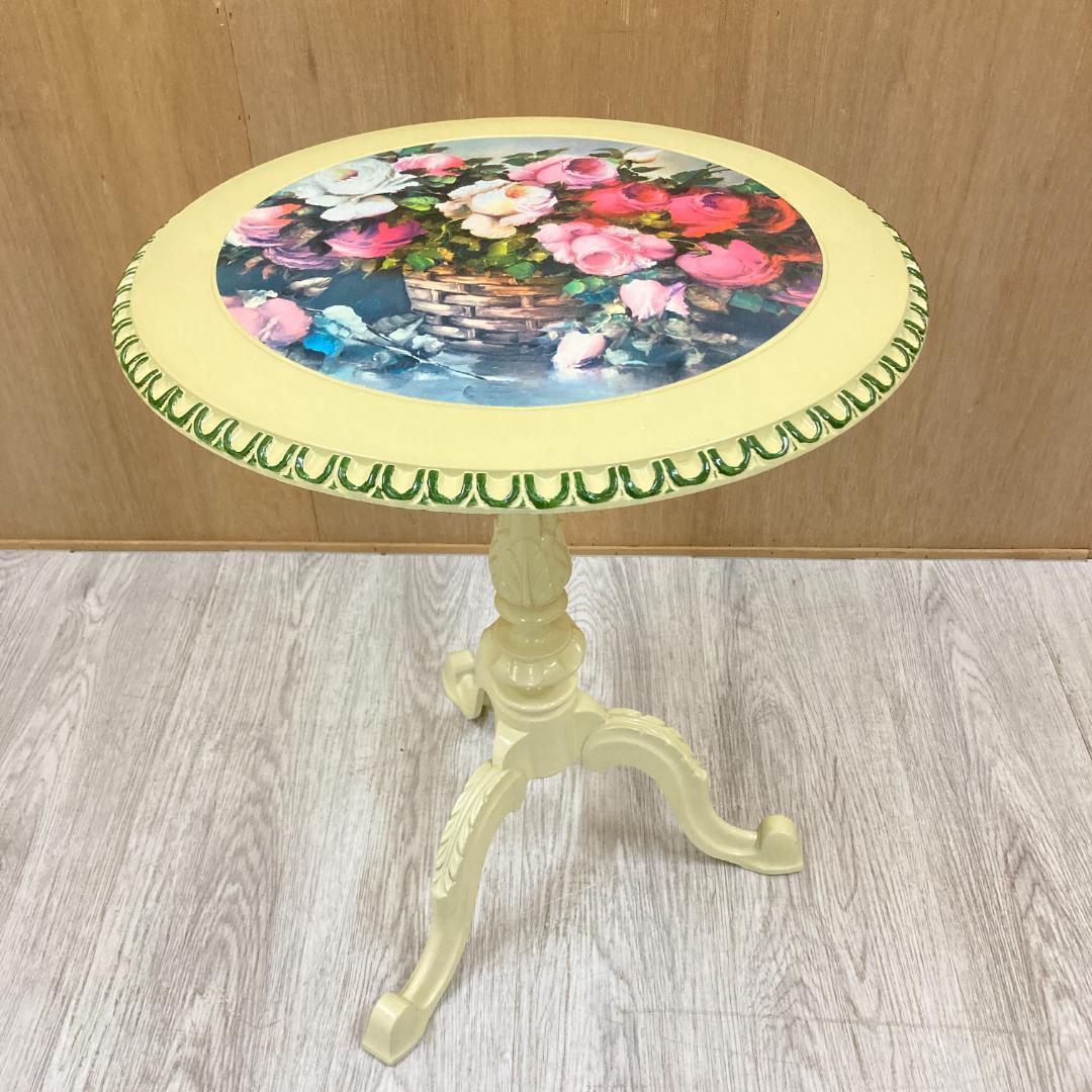 アンティーク調　イタリア製　サイドテーブル　丸テーブル　薔薇