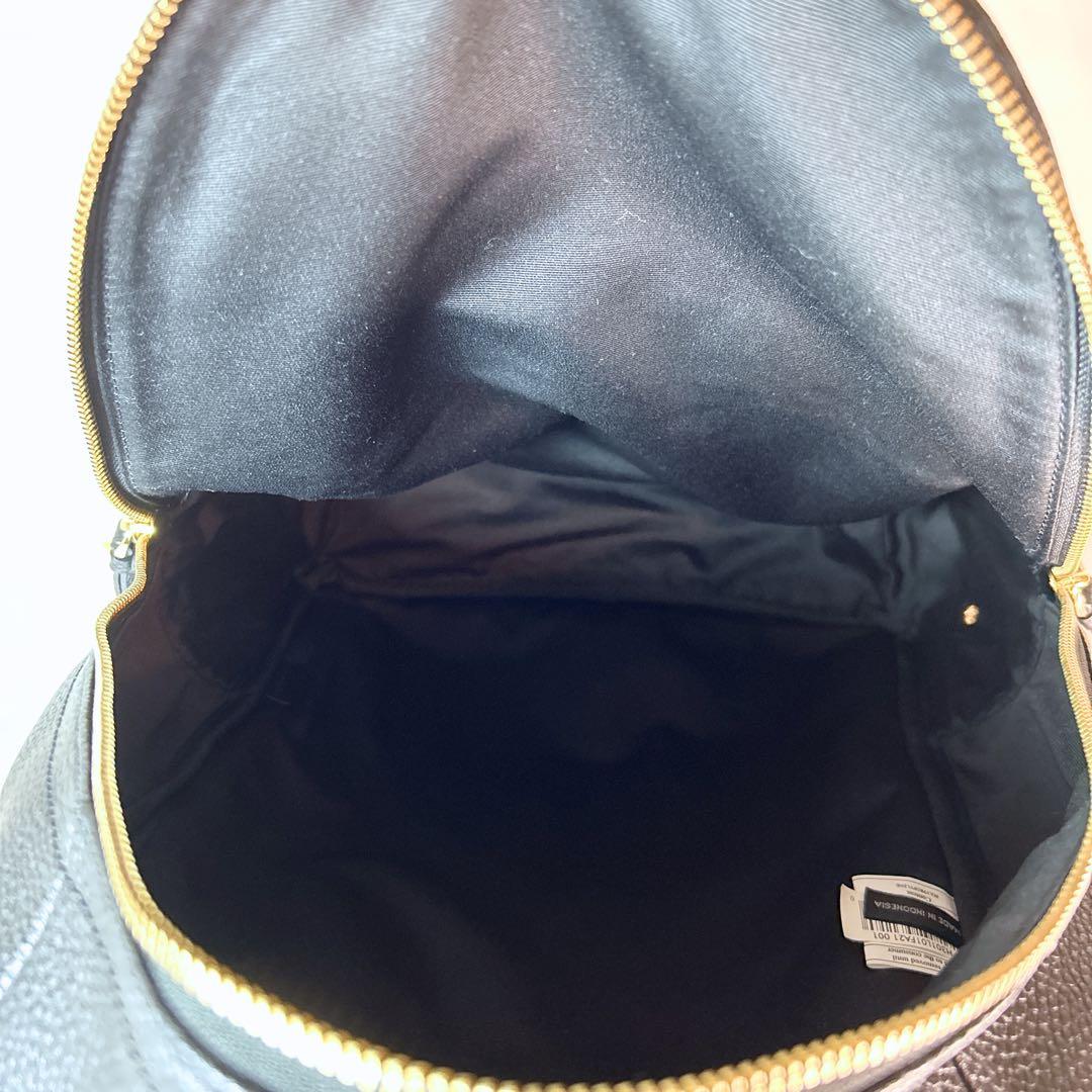 美品 MARC JACOBS リュック レザー ブラック ゴールド金具