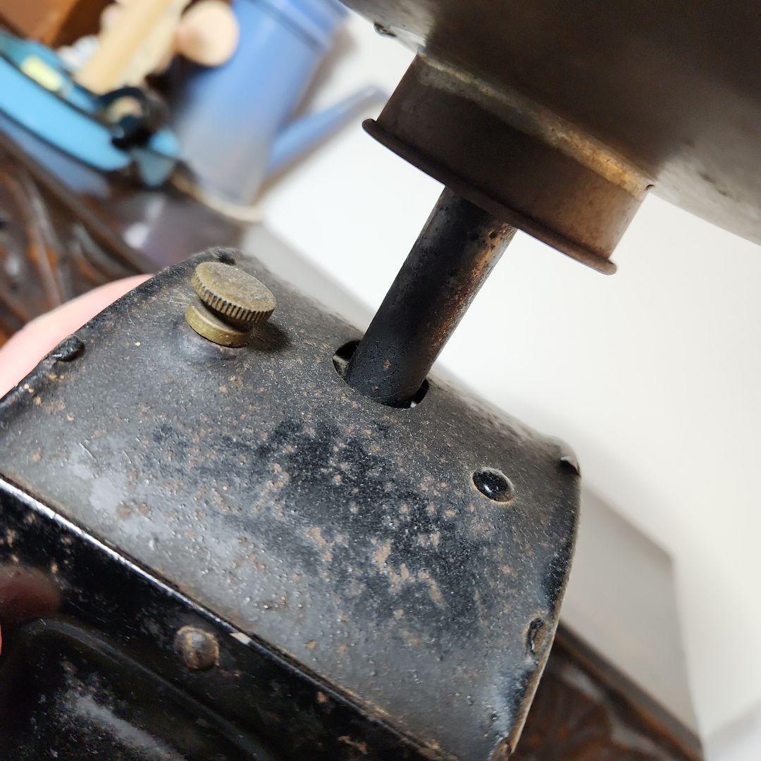 イギリスのアンティークスケール(量り)