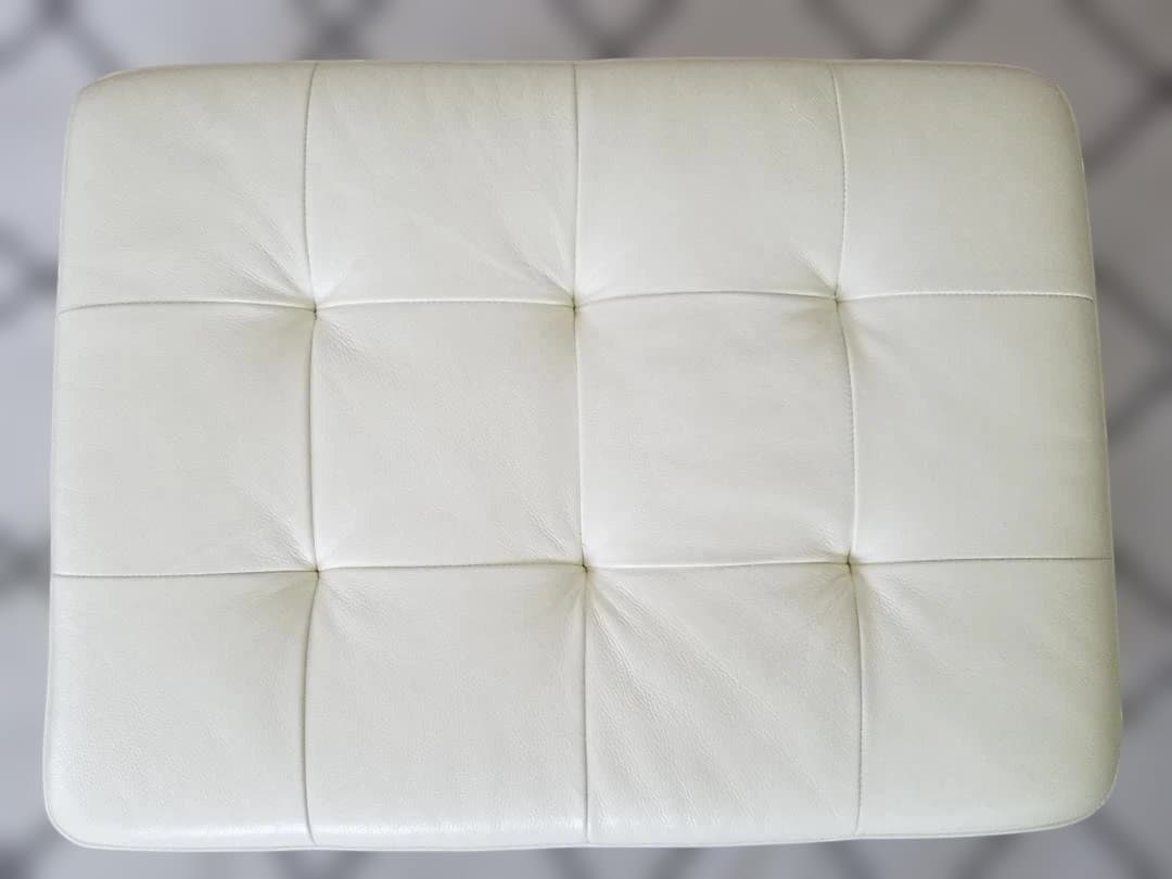 ②IDC 大塚家具 本革 オットマン L/Sコンフォート ホワイト レザー 中古