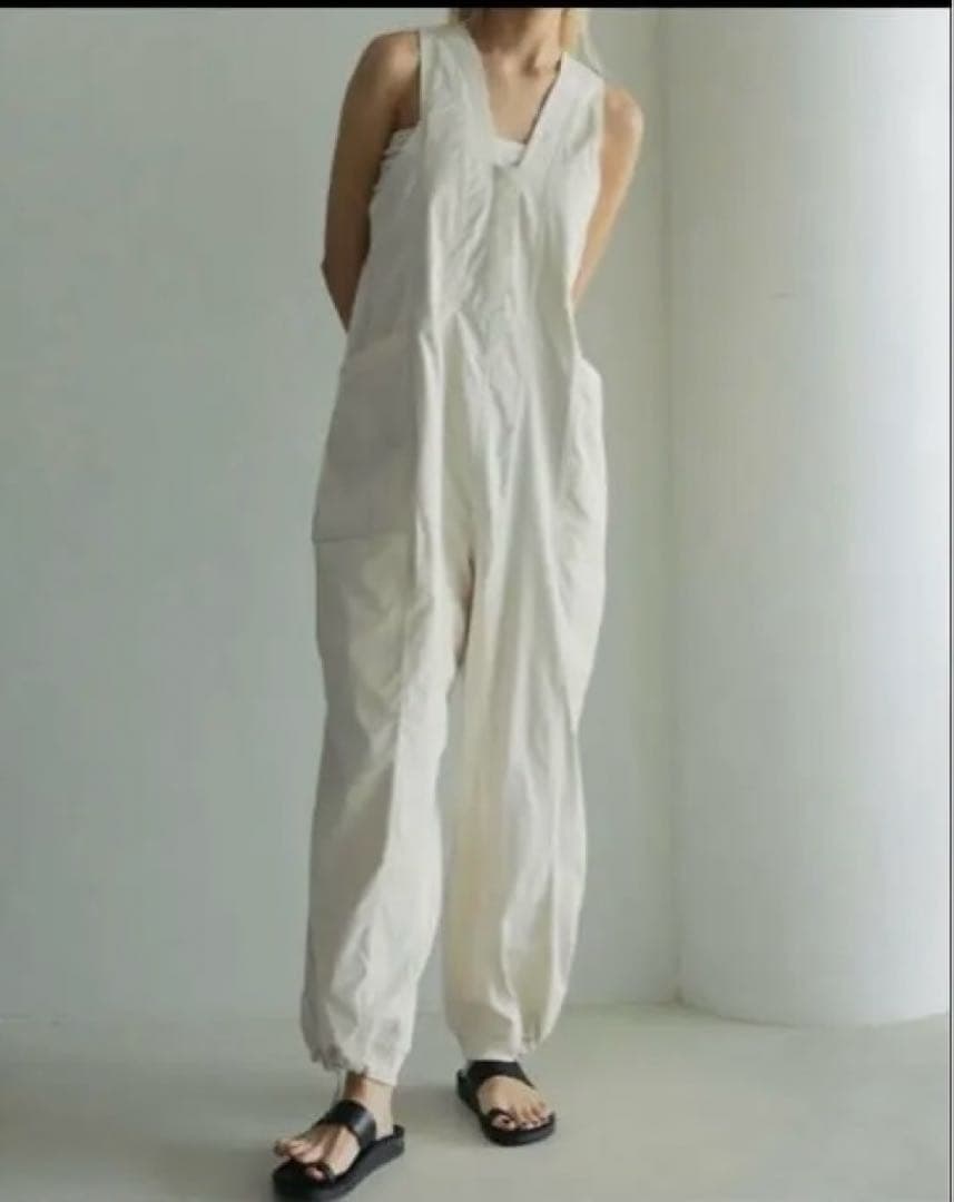 anuke Drawstring Vneck Combinaisonアンヌーク