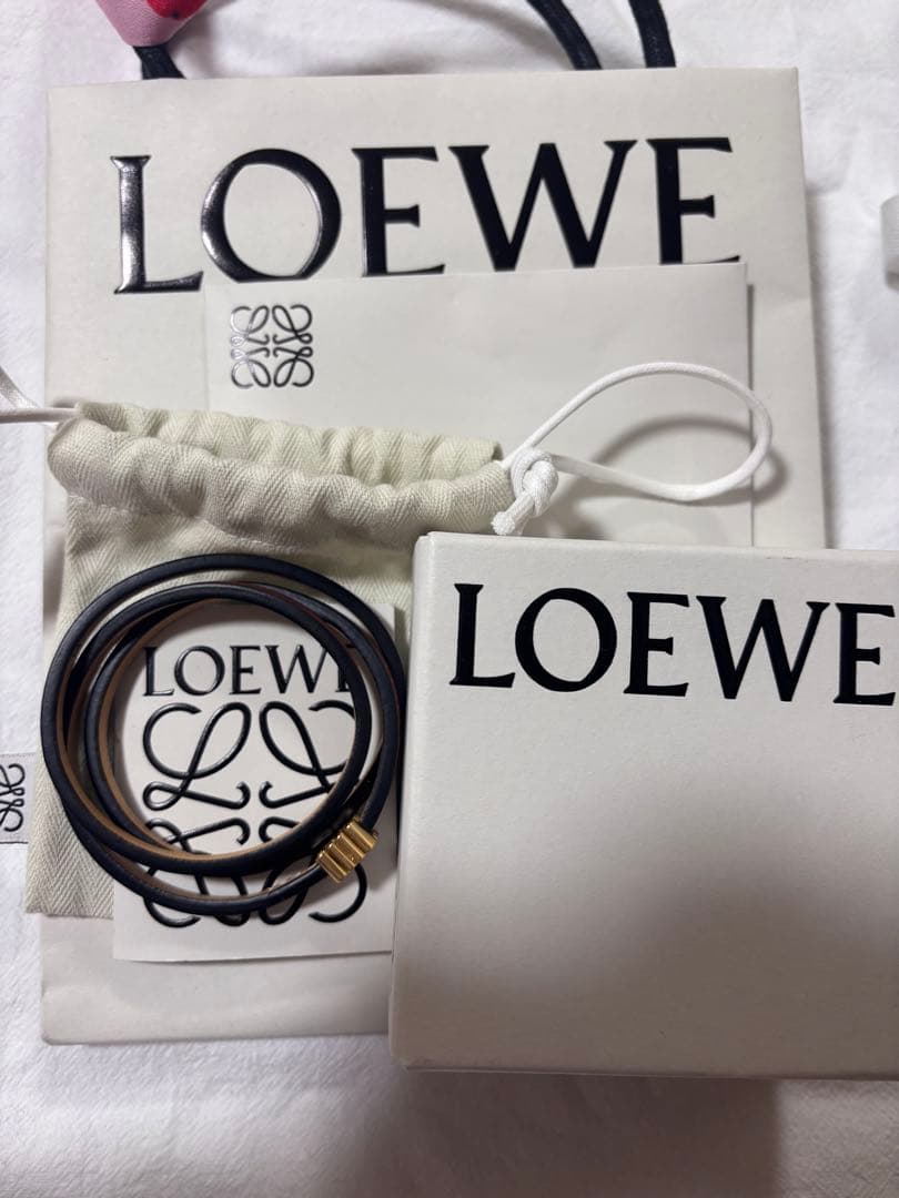 LOEWE ロエベツイストバングル　ブレスレット最終値下げ