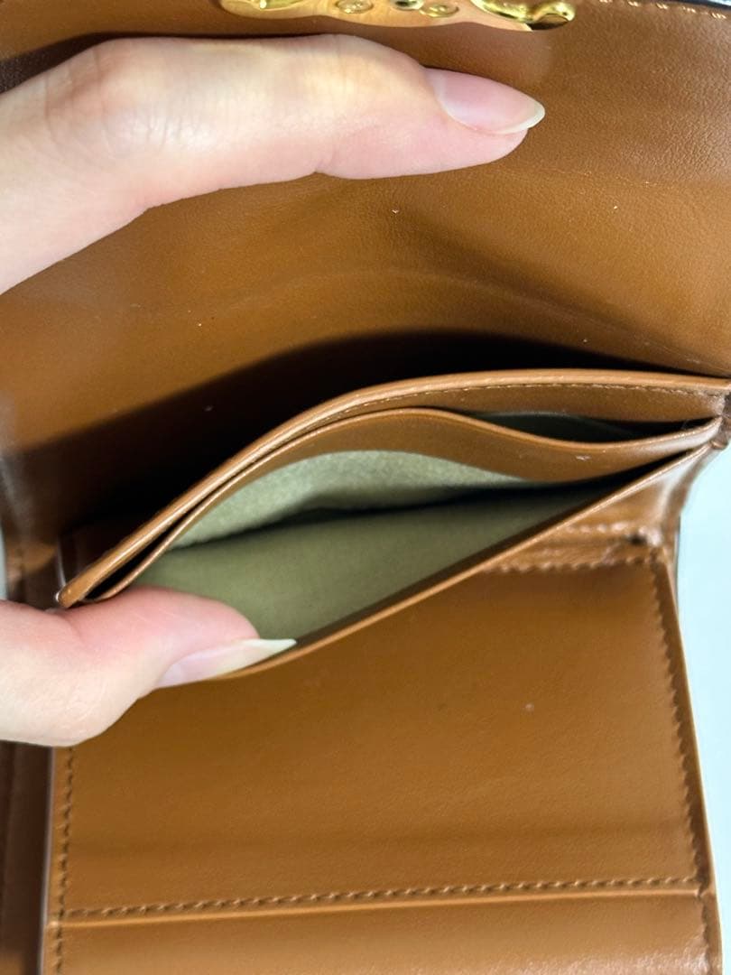 【値下げしました】チェック柄 三つ折り財布 ゴールド金具