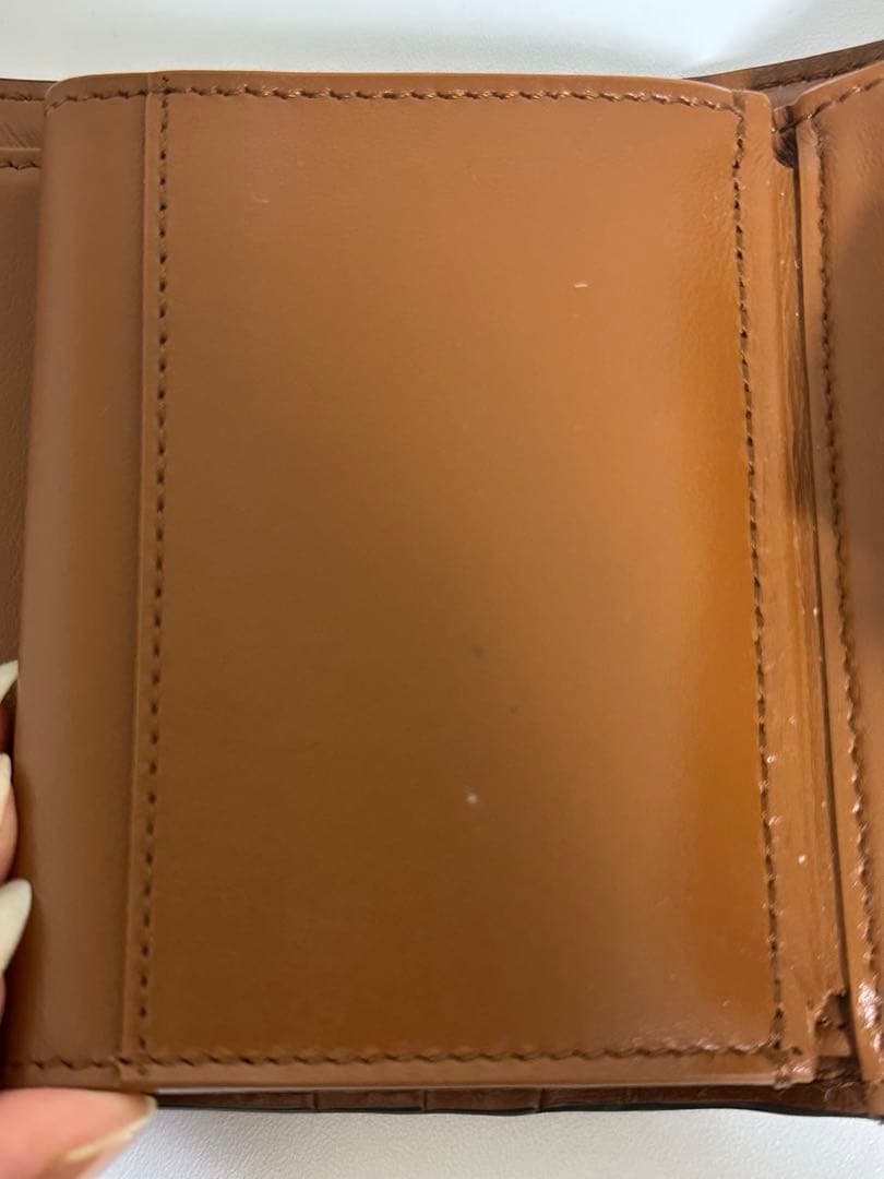 【値下げしました】チェック柄 三つ折り財布 ゴールド金具