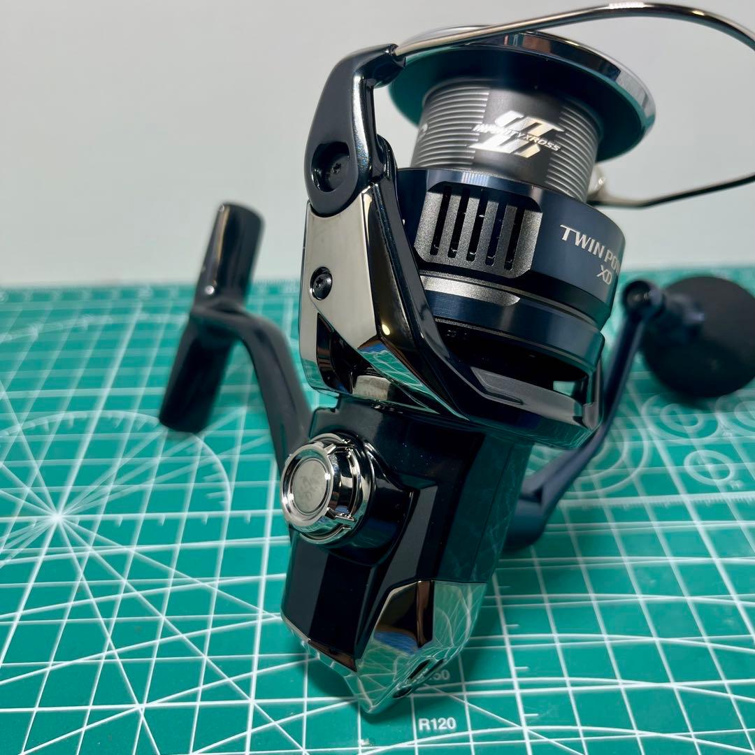 【未使用品】 シマノ 25 ツインパワーXD C5000XG