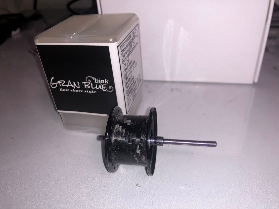 グランブルーリンク21アンタレスDC22エクスセンス用スプールカーボンラッピング