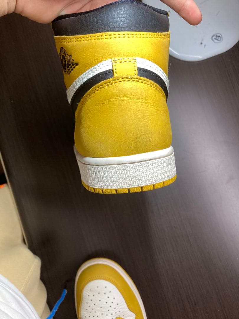 Nike Air Jordan 1 イエローオークル　27.5cm 箱付き