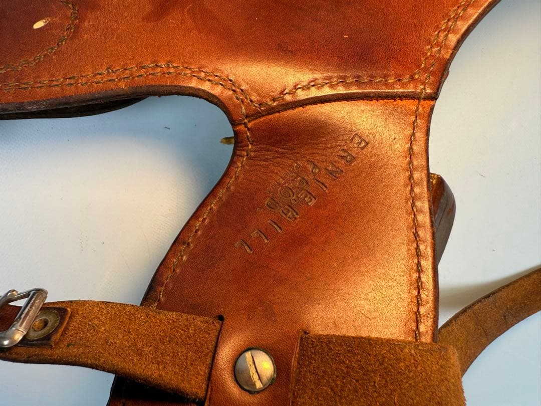 ファストドロー用カスタムホルスター　U.S ERNIE.HILL製（Used)