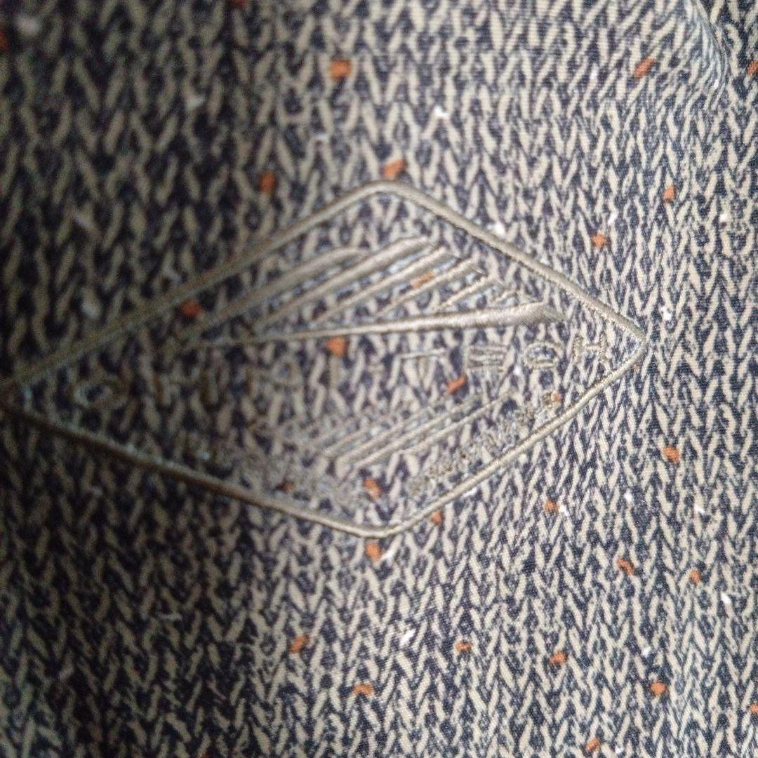 出品16日まで　Columbia 迷彩柄 スノーボード　スキー　ウェア 　上下M