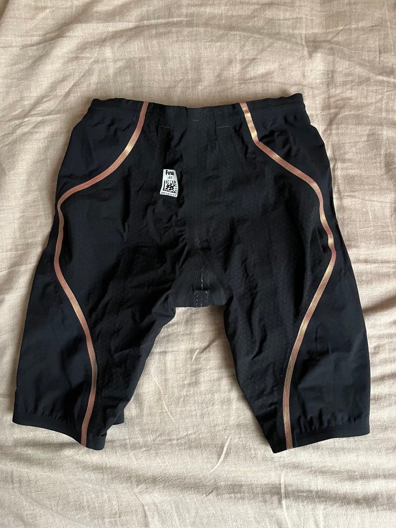 美品　speedo lzr ファストスキン　レーザーピュアインテントジャマー