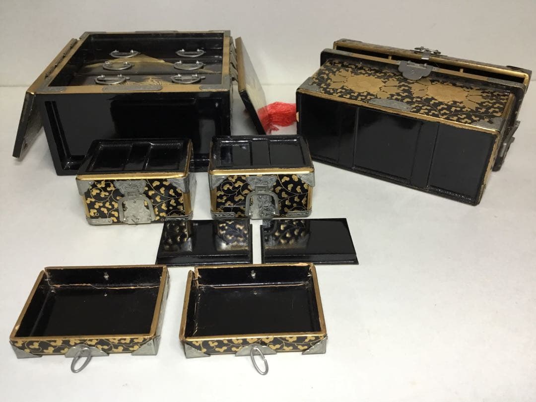 古い雛道具◆三荷◆戦前 箪笥 長持 鋏箱 雛人形 ミニチュア 木製