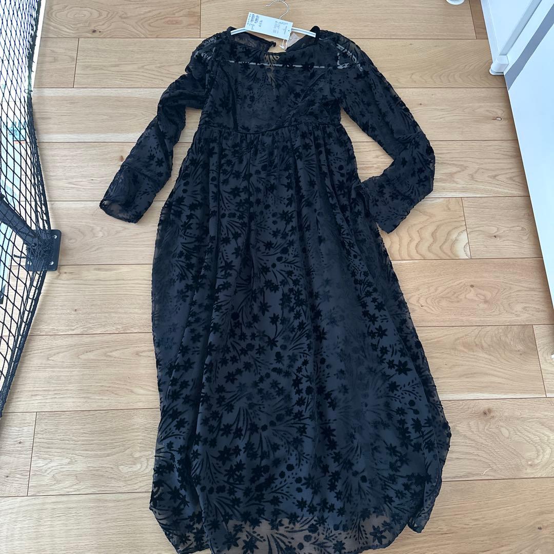 mystic ブラック 花柄ベロアワンピース