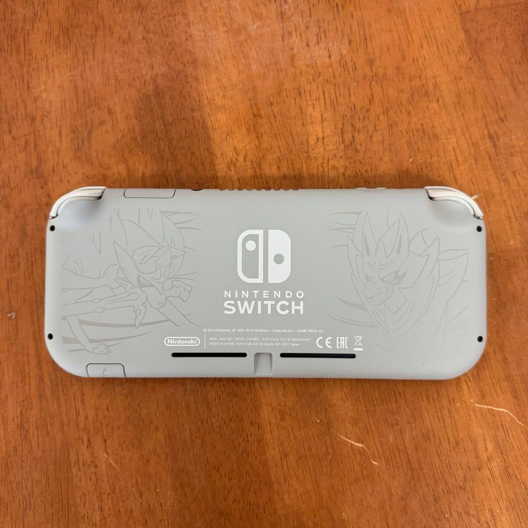 ● 美品 Nintendo Switch Lite 本体 ポケモン