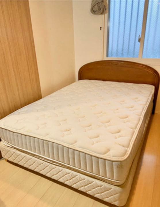 ダブルベッド　※ダブルクッション仕様