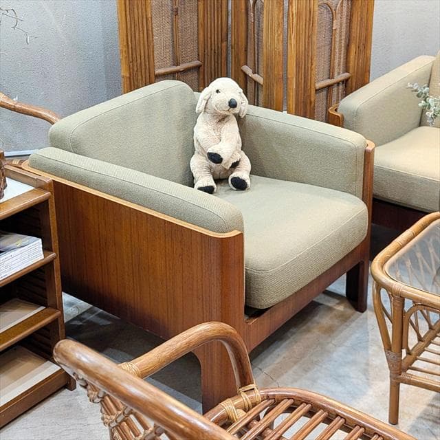 天童木工のHacoヴィンテージチークイージーチェア①