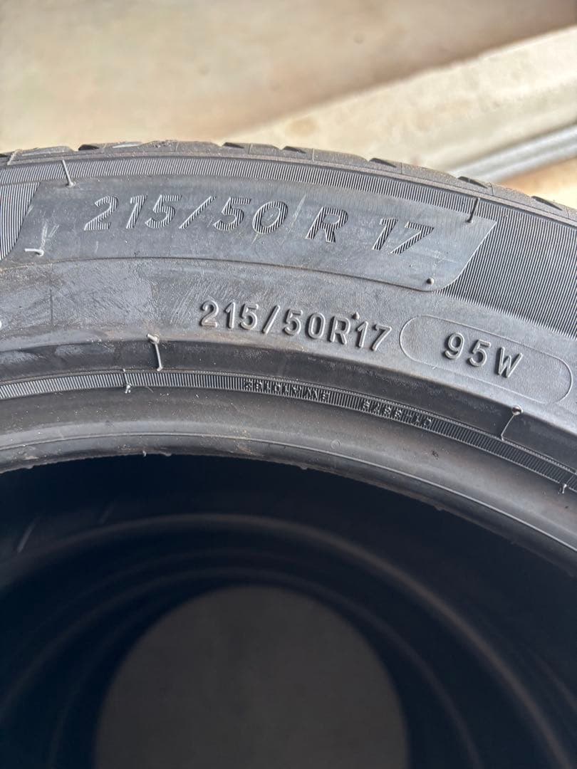 値下げ不可 早い者勝ち　215/50R17 ミシュラン　e primacy