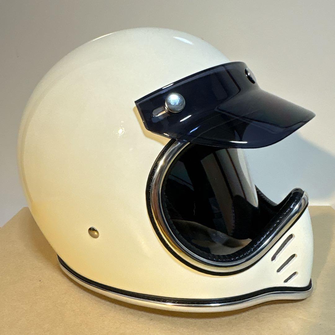 新品mtx風スペースヘルメット風　鼻の尖ったヘルメット　オーシャンビートル風