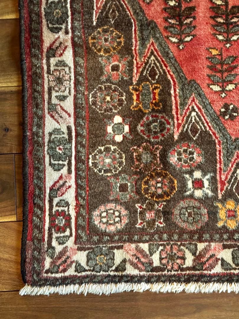 トライバルラグ　ヴィンテージラグ　ペルシャ絨毯　マズラガン　ハマダン　美品