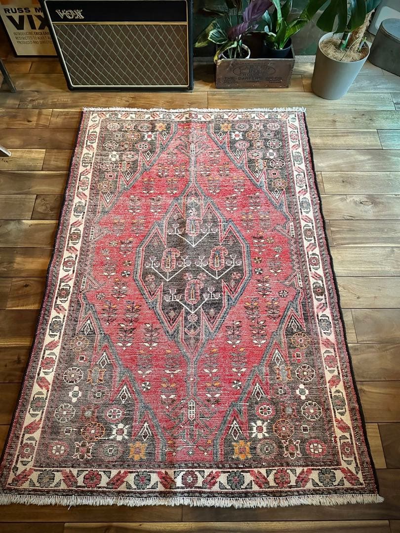 トライバルラグ　ヴィンテージラグ　ペルシャ絨毯　マズラガン　ハマダン　美品