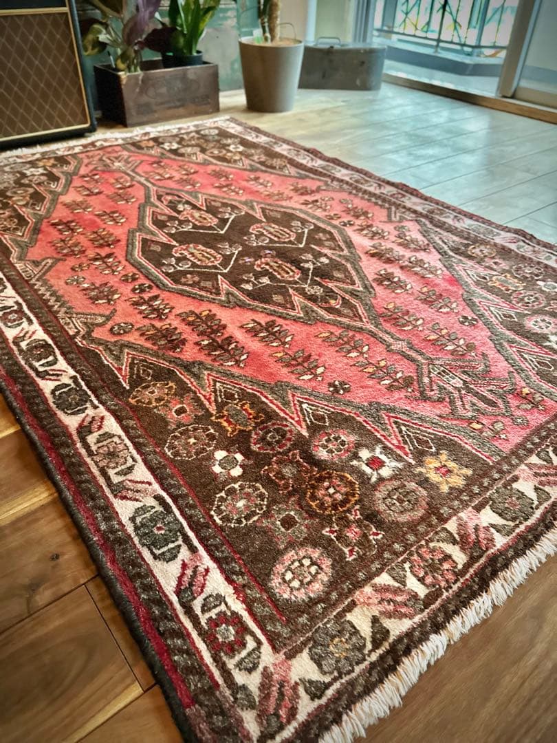 トライバルラグ　ヴィンテージラグ　ペルシャ絨毯　マズラガン　ハマダン　美品