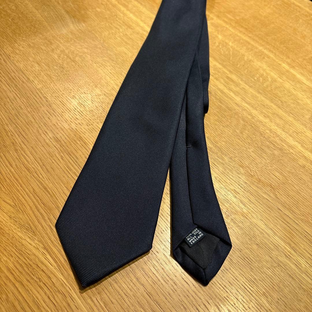 ドレイクス ／ ネクタイ