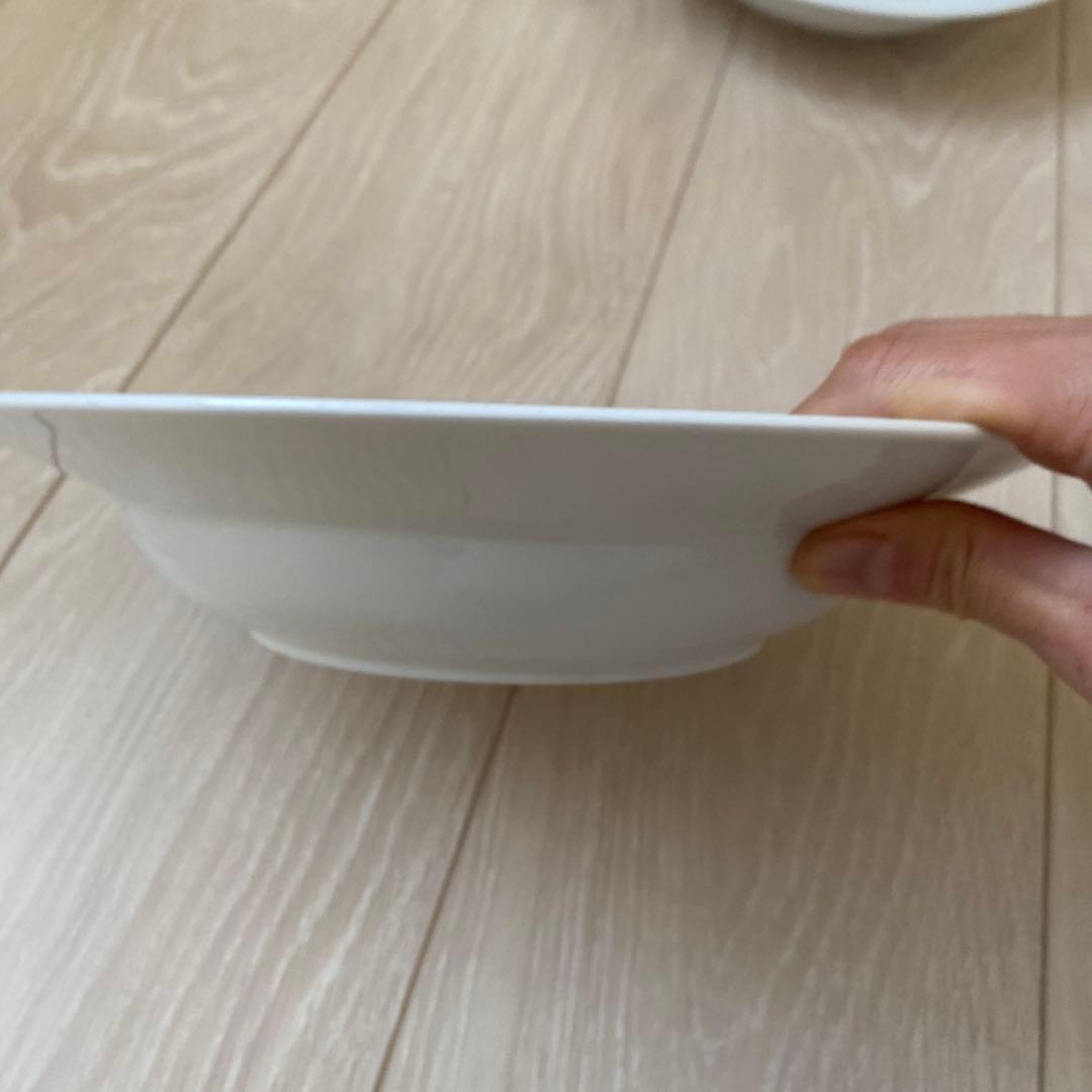 ロイヤルコペンハーゲン　ホワイトフルーテッド ハーフレース ディーププレート