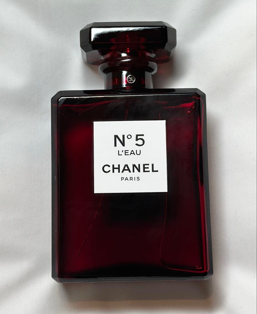 シャネルN°5ロー レッドエディション オードゥトワレット 100ml