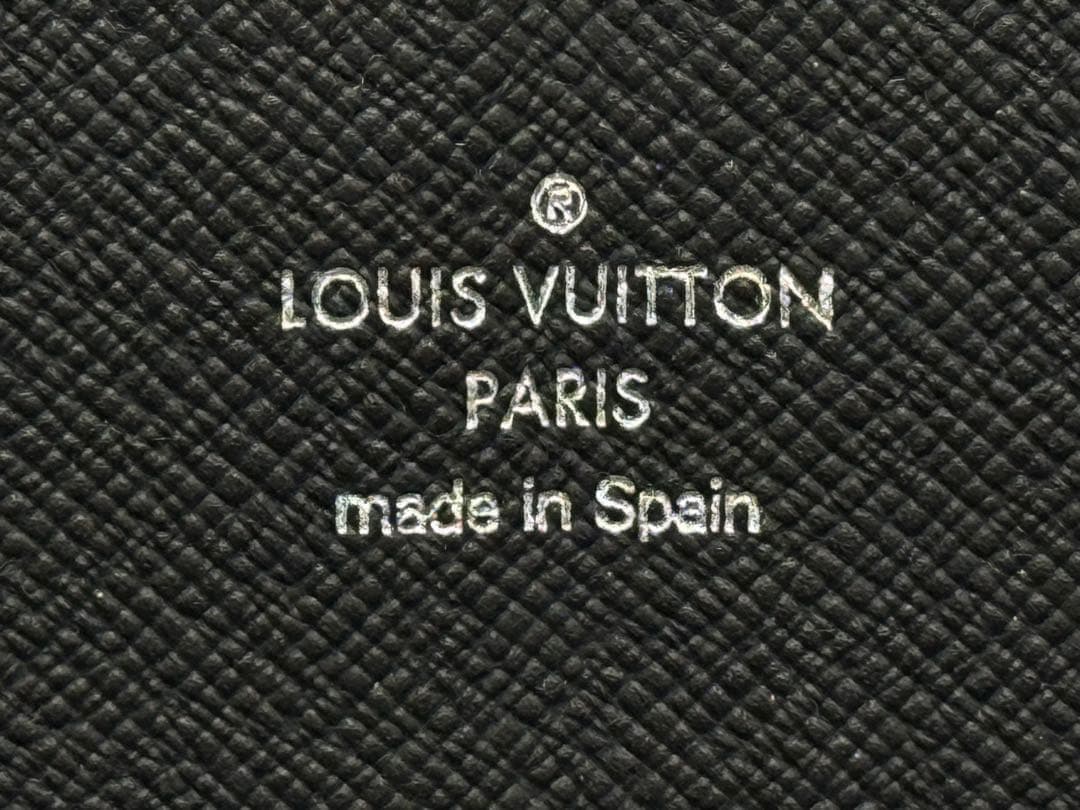 超極美品！ルイヴィトン　グラフィット　ジッピーオーガナイザーNM