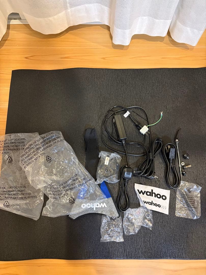 Wahoo KICKR スマートバイクトレーナー