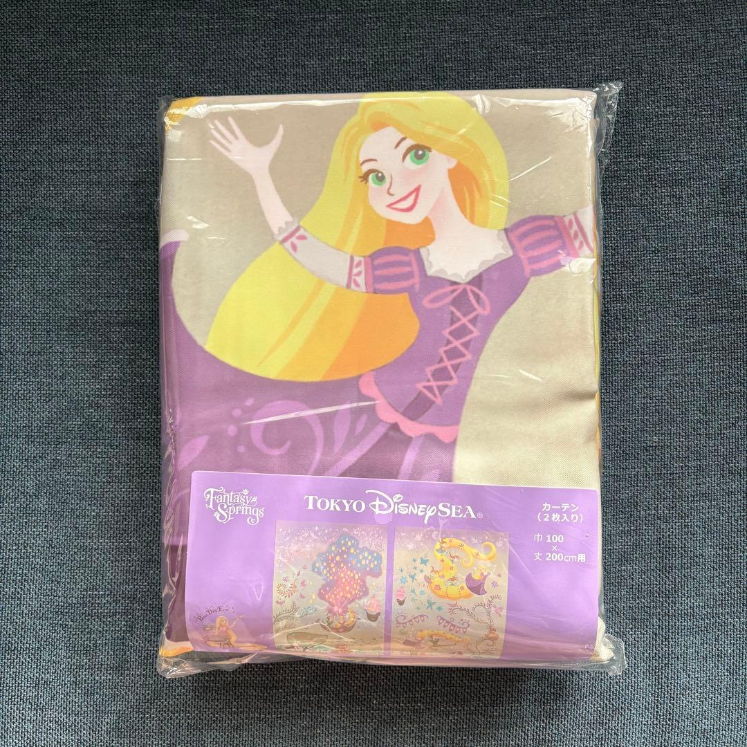 塔の上のラプンツェル　カーテン　ディズニーリゾート