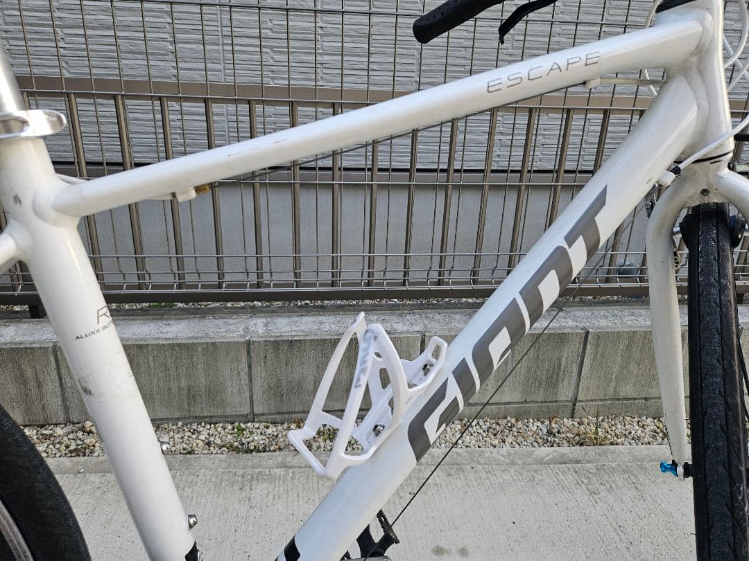GIANT エスケープ escape R3 クロスバイク xs