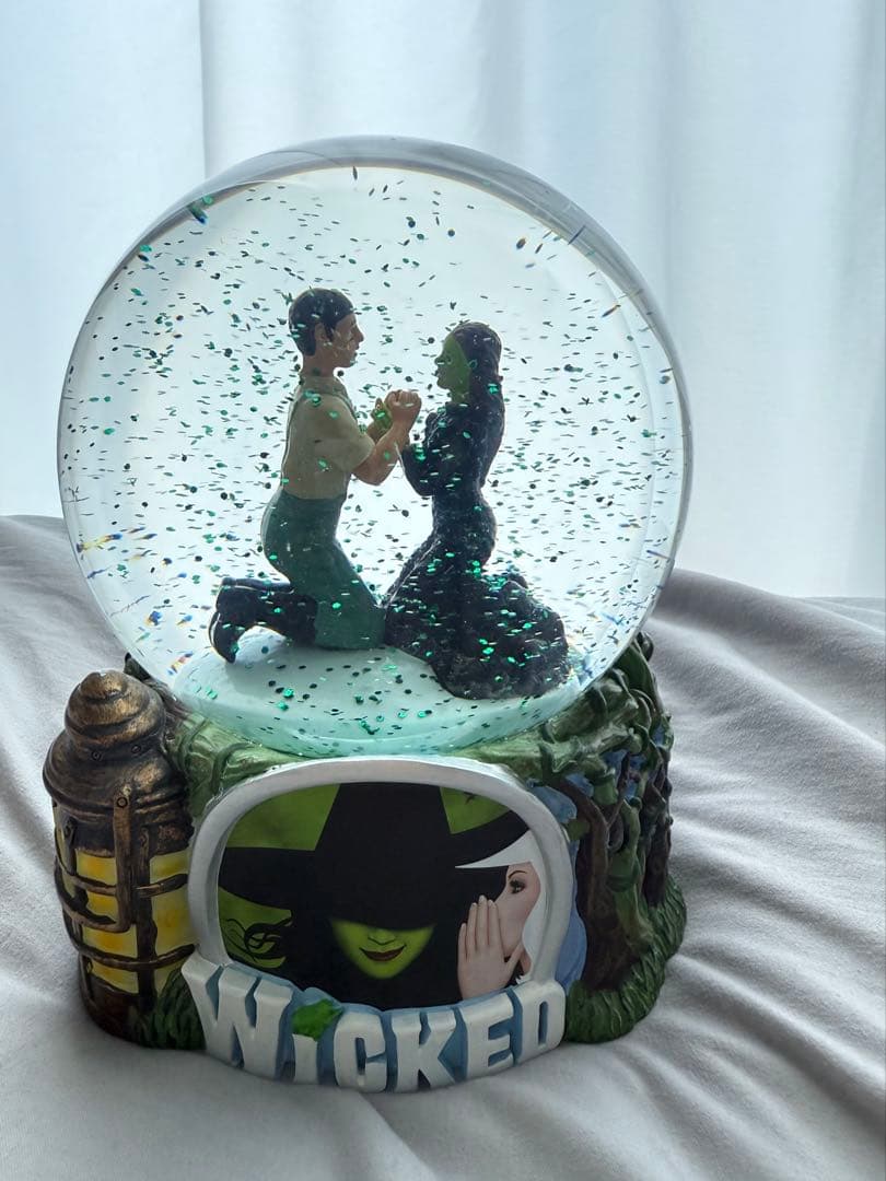 【ニノミー】Wicked スノードーム オルゴール ブロードウェイ