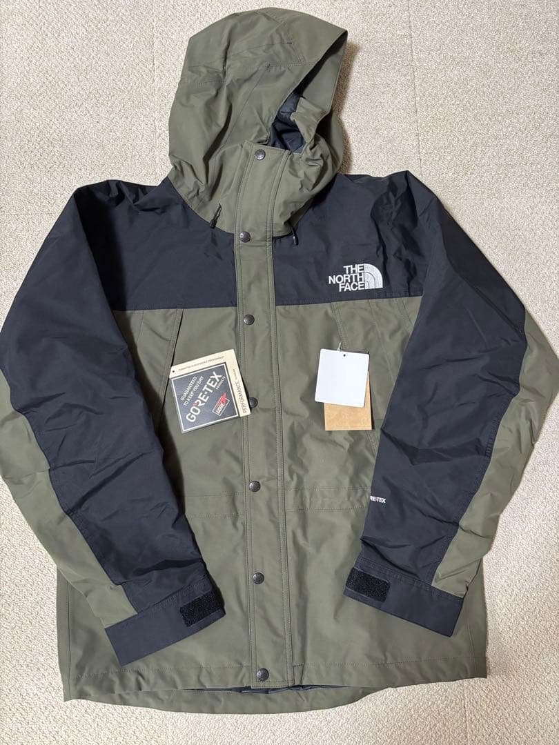ジャケット・アウター The north face Mountain Light Jacket