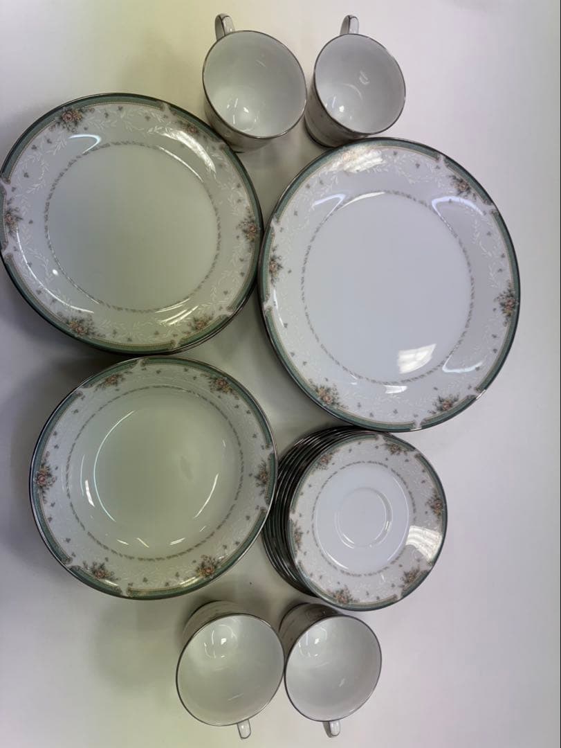 Noritake Greenbrier 食器セット