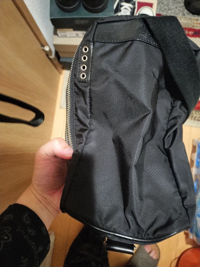 8日までの限定価格　Felisi　BEAMS別注のワンショルダー、ボディバッグ