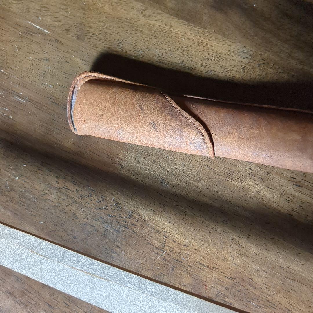 模造刀　竹光　鞣し革鞘 金属鍔(年代物)