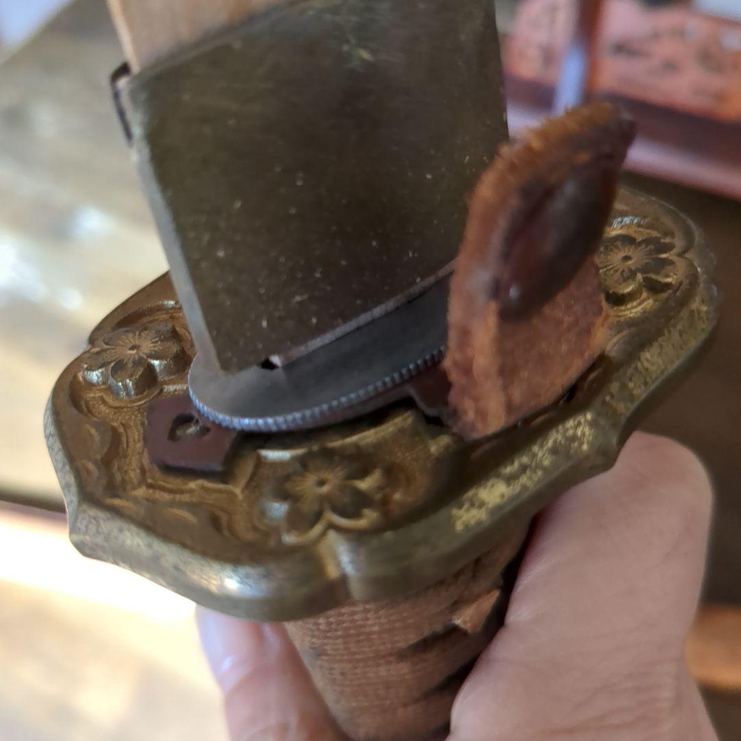 模造刀　竹光　鞣し革鞘 金属鍔(年代物)