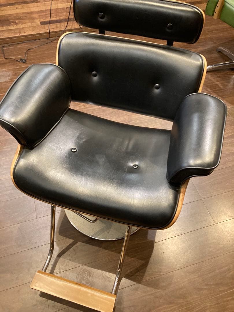 「引き取り」(長野県上田市)スタイリングチェア
