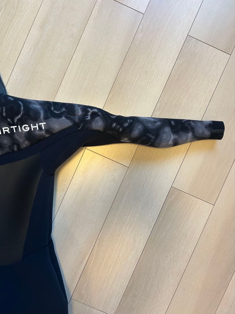 airtightドライウェットスーツ5mm/3mm