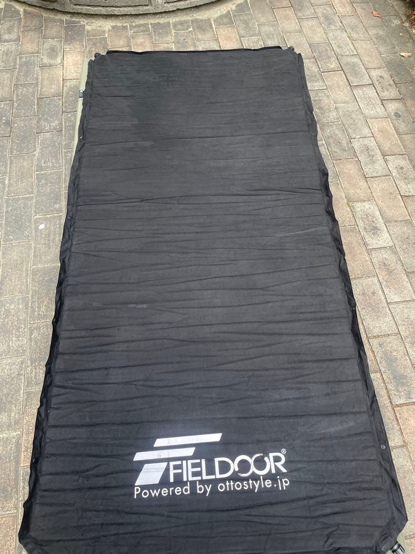 future fox 2wayワイドコット&FIELDOORインフレーターマット