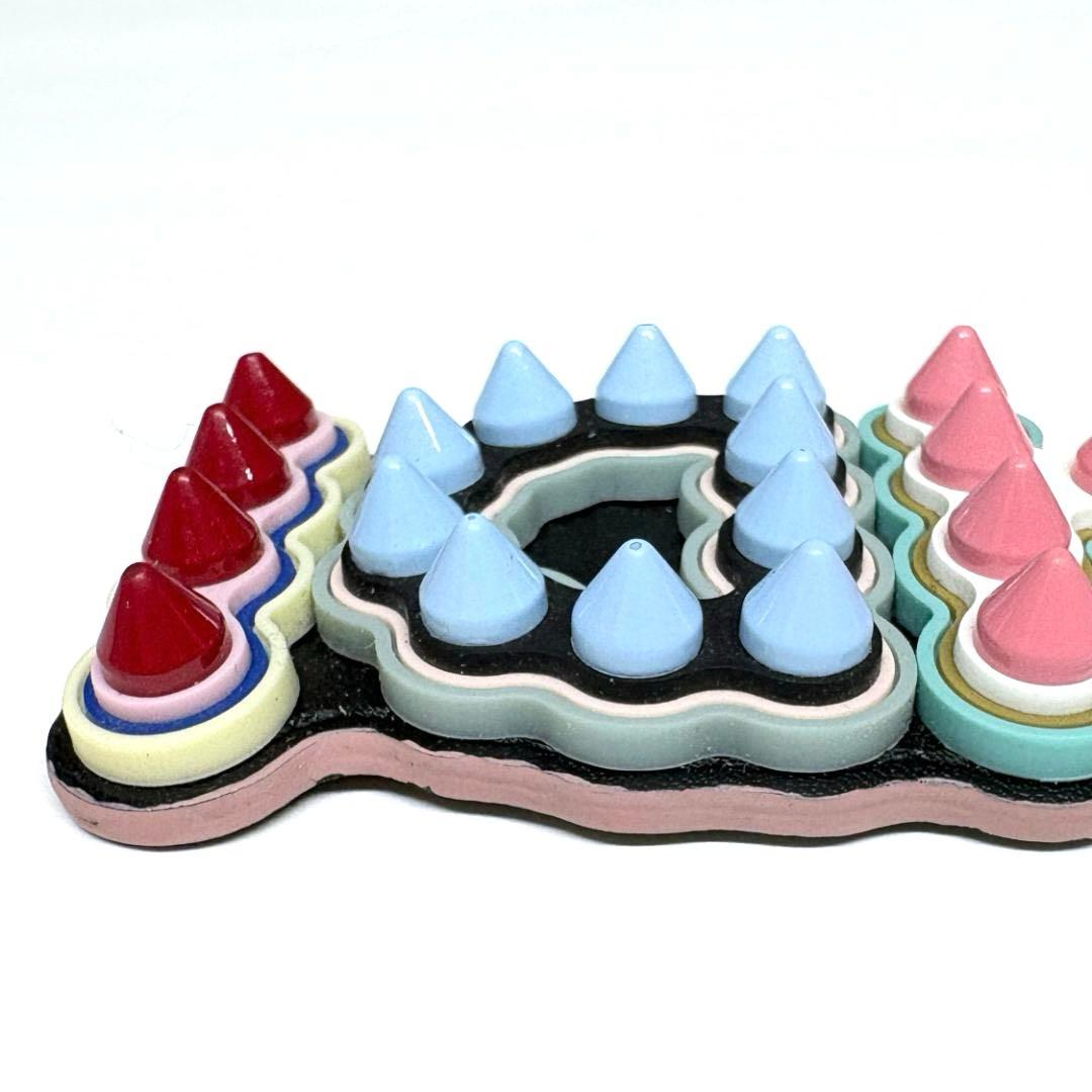 FENDI　フェンディ ロゴ　スタッズ チャーム　キーホルダー　USB付