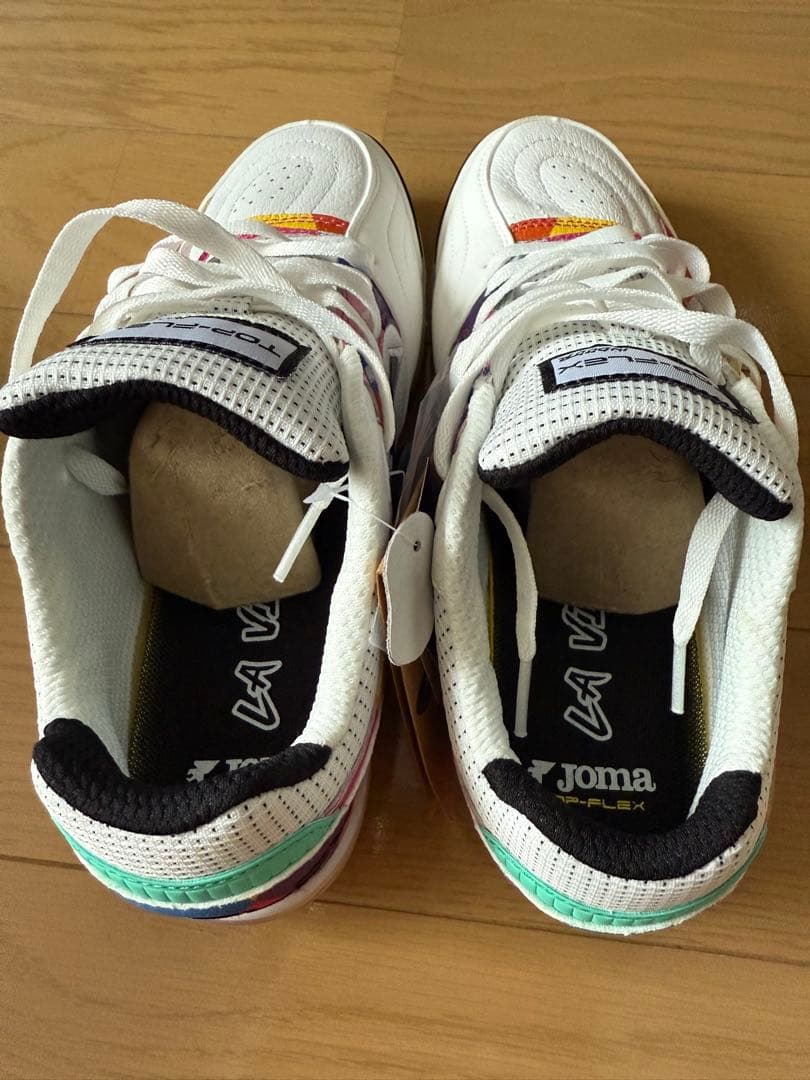 【新品】ホマ　フットサルシューズ