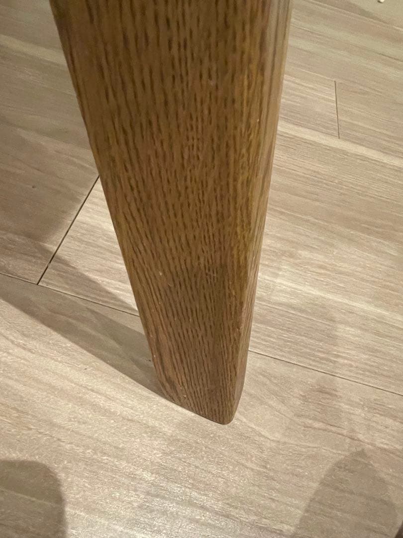 ウニコ　アディ　テーブル