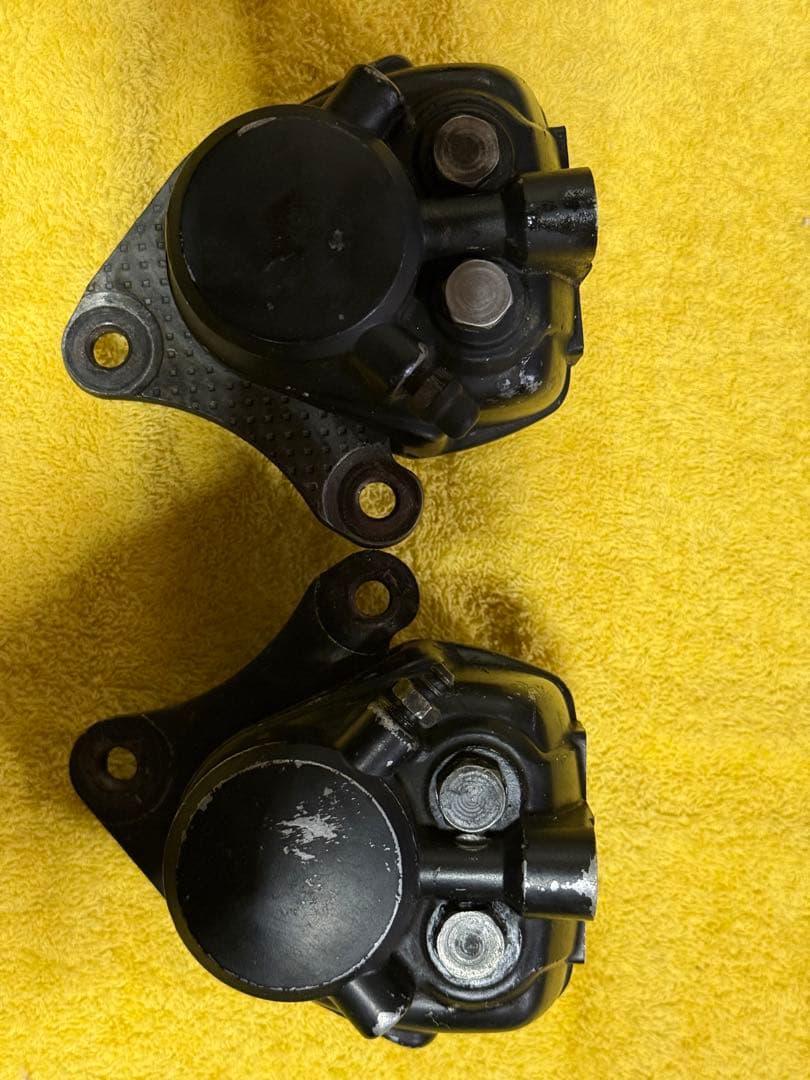 Z系フロントキャリパー