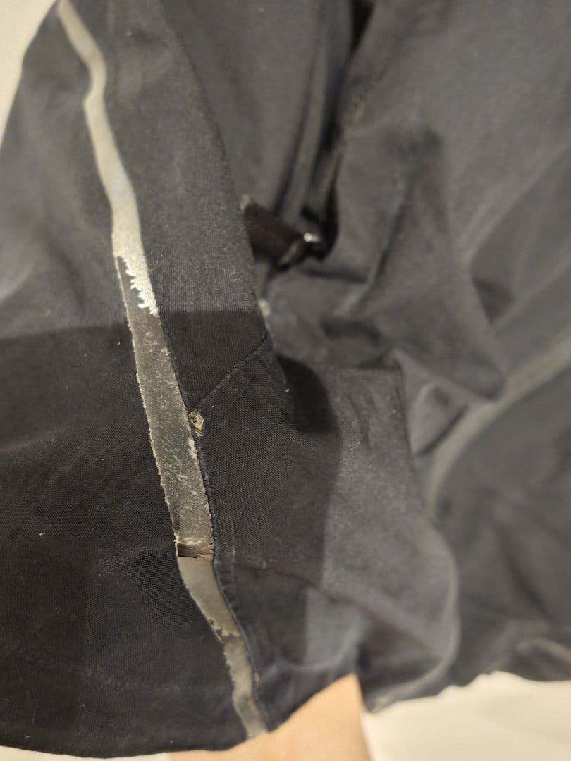 ARC'TERYX SOLANO アークテリクス ソラノフーディ　XS　黒