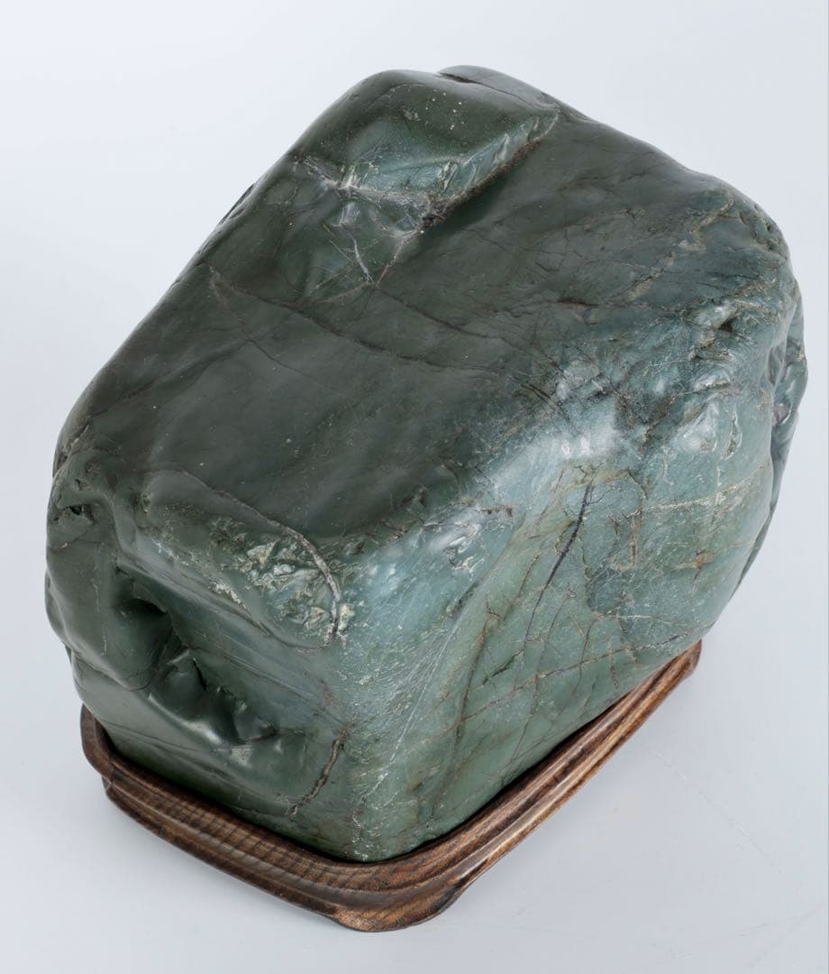 ウ*ム様 神居古潭石 水石 北海道産 8.4kg 台座付 鑑賞石 盆石 景石 天